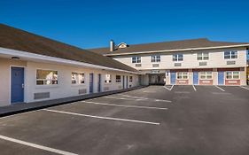 Motel 6-Moncton, NB